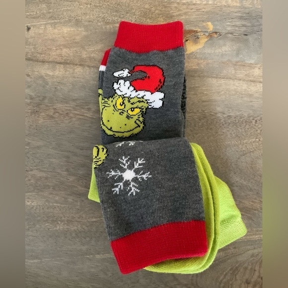 Dr. Seuss the Grinch 2 Pairs Casual Socks - Picture 6 of 6
